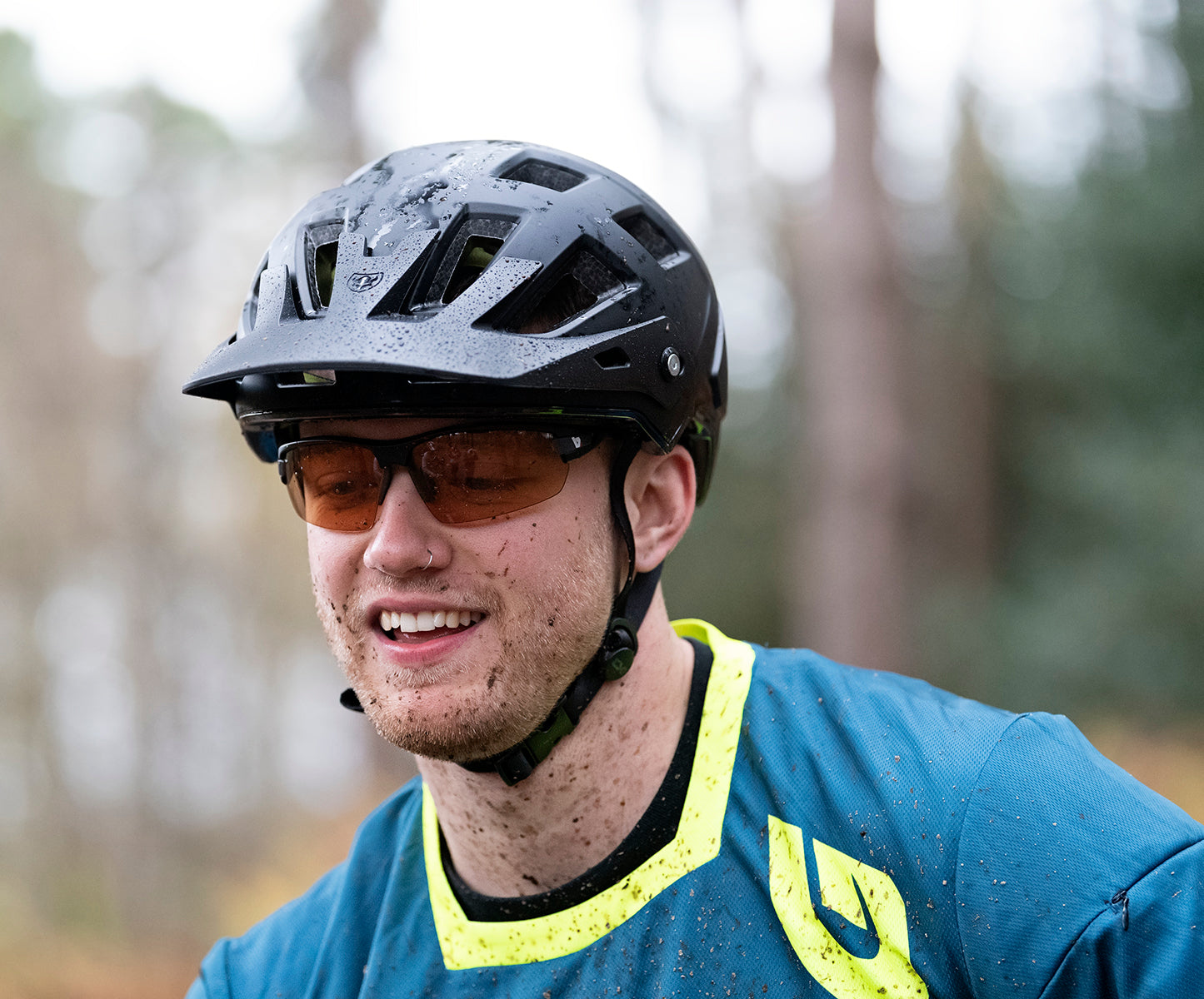 PHO Matt Black Frame - High Definition Photochromic Lens