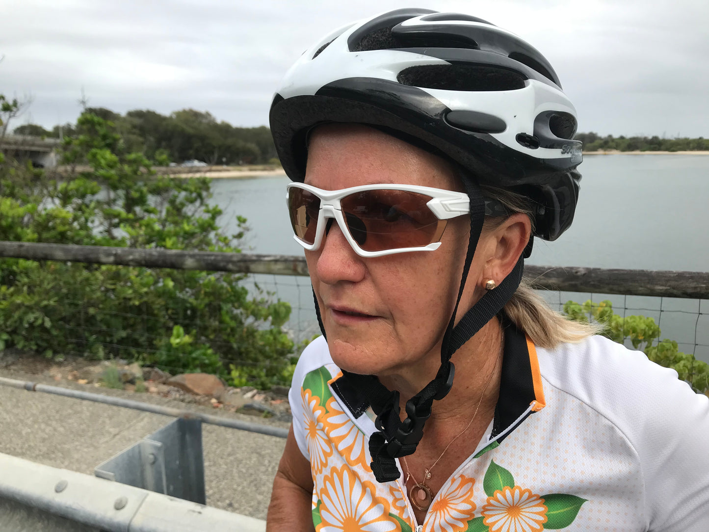 TOUR Graphite & White frames with assorted lenses