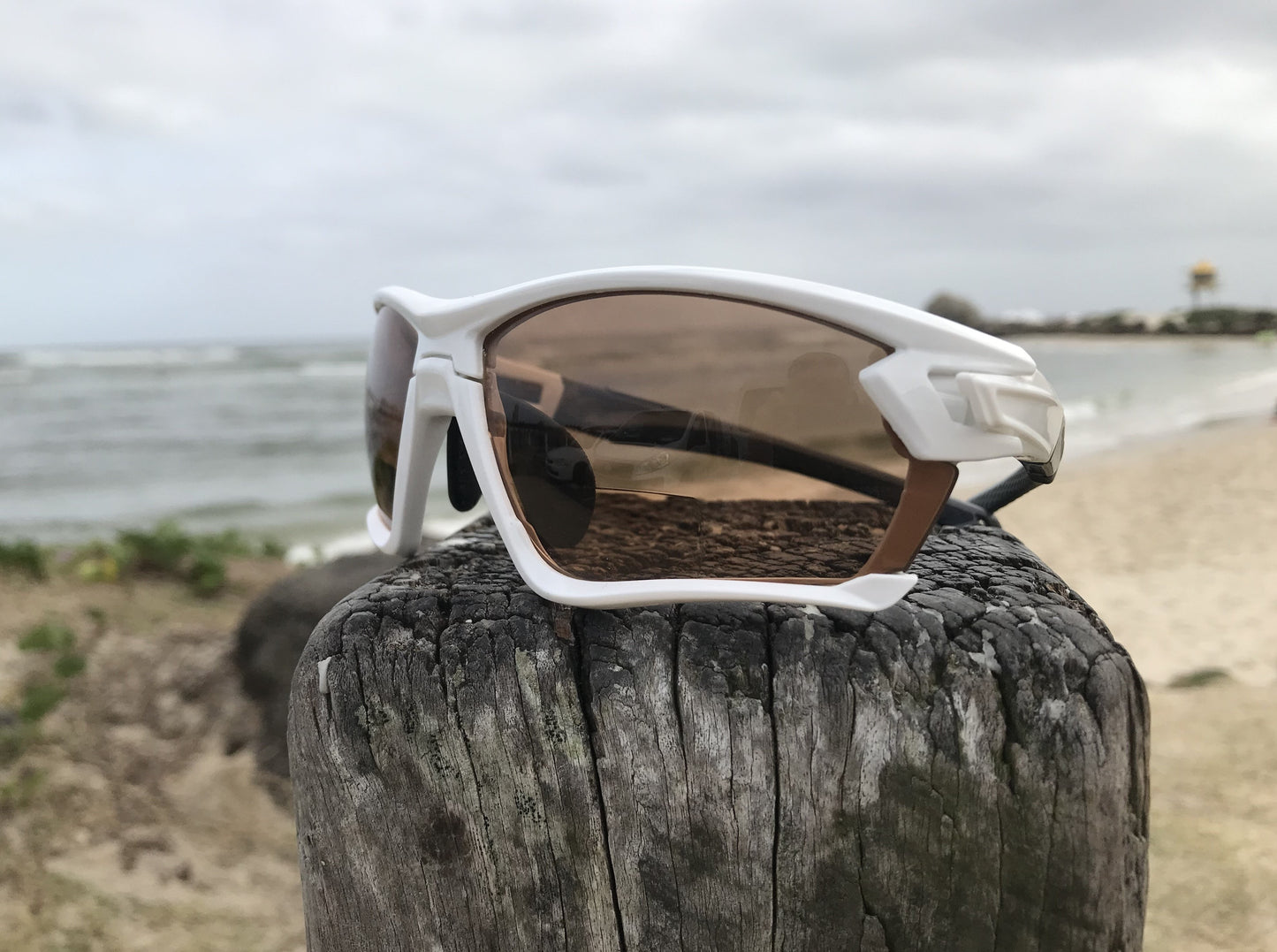 TOUR Graphite & White frames with assorted lenses